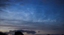 Time Lapse of Complex Noctilucent Clouds Over UK