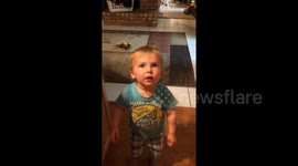 Newsflare Edit - Toddler stops mid-sentence to break into epic dance moves when the beat drops