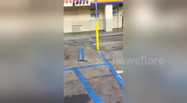 Newsflare Edit - Lady gets stabbed, saved by boyfriend KO