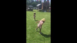 Boogie Twinnies