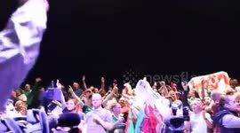 Sweet Caroline. Frampton VS Santa Cruz weigh ins