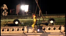 Tom Cruise does stunts on Mission: Impossible 5 set