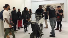 Kim Kardashian and Kanye West shopping in Melbourne
