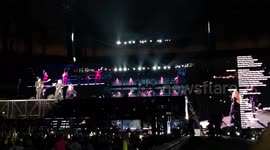 Beyonce rescued from malfunctioning stage during Poland concert