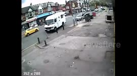 CCTV Footage Armed robbery on Loomis Truck