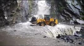 Daring rescue of villagers stranded on mountain top triggers controversy in India