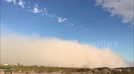 First dust storm of monsoon season hits Phoenix