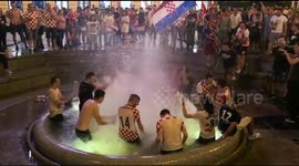 Croatia fans celebrate in Zagreb fountain