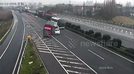 Car stops and changes lane on motorway causing accident