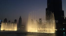 dubai mall dancing fountain