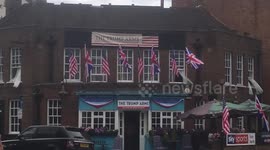 Trump pub 2