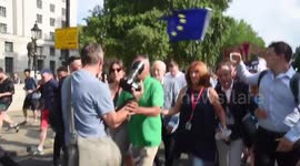 Jeremy Corbyn’s team gets into confrontation with a photographer during anti-Trump rally
