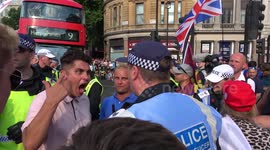 Tensions high at Tommy Robinson and pro-Trump march