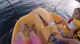 YouTuber Jumps in water to try and catch fish that broke line