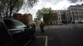 London Motorcycle Thieves Hunting While The Westminster PCSO Daydreams