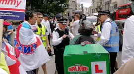 Tommy Robinson supporters confront pizza delivery man during former EDL leader appeal