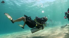 THE ART OF UNDERWATER BUBBLE RINGS | CAN YOU DO IT?? (HD Video)
