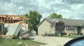 Tornado leaves trail of destruction in central Iowa city
