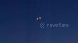 Chinese citizens film UFOs over Chongqing City
