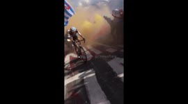 Nibali crash at Alpe d'Huez 2018
