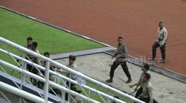 Football fan Chaos in Ligue 1 indonesia very dangers