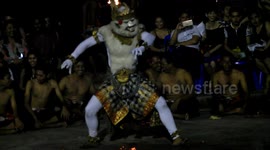 Hilarious 'Monkey' in Kecak Dance Bali