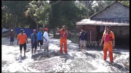 SAR TEAMS OF MATARAM ALMOST  DROWN HIGH WAVES