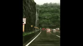 Mumbai Pune Expressway