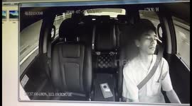 Dashcam footage shows driver asleep at wheel for full minute