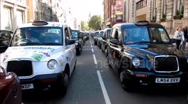 Traffic chaos at taxi driver protest in London