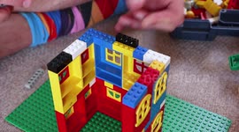How to build a Lego cable car - ULTIMATE Lego builds for kids