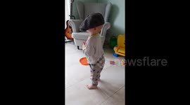 Toddler dons flat cap on Yorkshire day