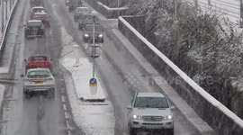Storm Caroline: Heavy Snowfall hits North London