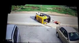 Passengers tumble out after over-speeding tuk tuk flips