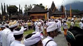 Big Worship Praying Ceremony in Ulun Danu Temple Bali