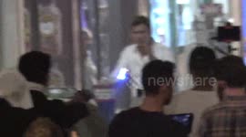 Chris Hemsworth On Set Men In Black