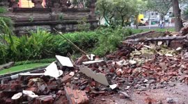 Structures reduced to rubble after 7-0 magnitude quake strikes island off Bali