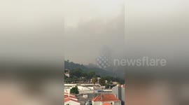 Smoke billows into air amid Portugal wildfires