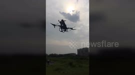 Inventor creates China’s 'first flying scooter'
