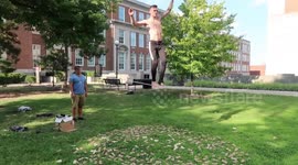 Doing slackline backflips above 500 mouse traps