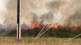 Brush fire in southwest Washington state prompts road closures