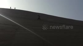 Sandboarding Peru
