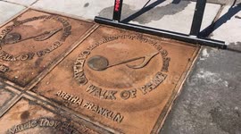 Filmer pays respect to Aretha Franklin at Blues Walk of Fame plaque in Oakland