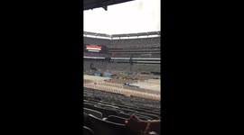 Thunderstorm Concert Break Kenny Chesney Met Life New Yo