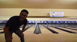 YouTube Viva Frei gives tutorial on bowling