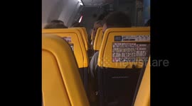 UK Woman claiming to be easyJet employee in foul-mouthed rant on Ryanair flight