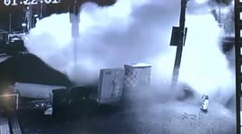 Steam pipeline leak damages vehicles