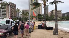 Storm sirens go off at Waikiki Beach as Hurricane Lane edges closer to Big Island