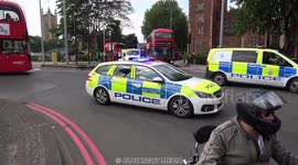 London Police Cars & Vans Responding - siren & lights