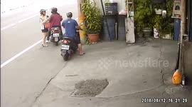 Good samaritan stops women from littering on stranger's porch